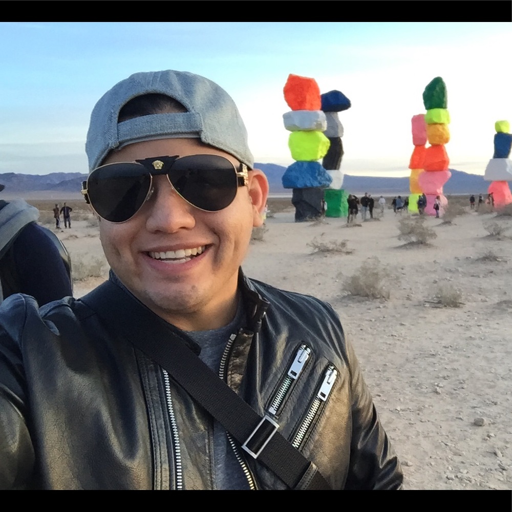 Meet your Posher, Santiago